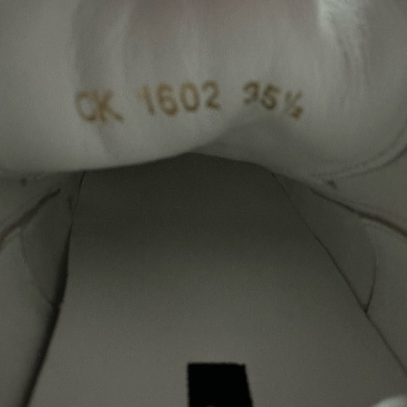 Dolce and Gabbana Portofino Sneakers - Picture 8 of 11